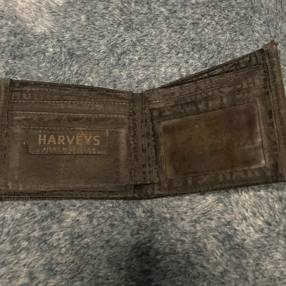 Harveys Seatbelt Billfold Black Wallet USA Made - Picture 2 of 5